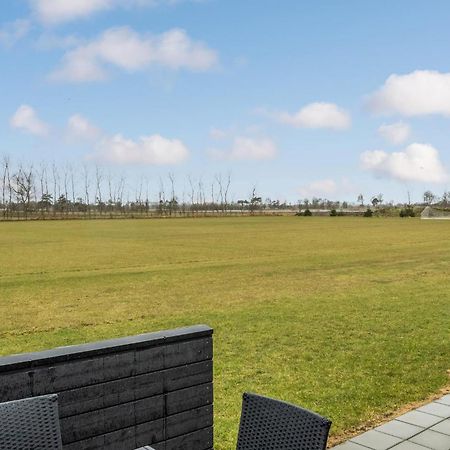2 Bedroom Gorgeous Apartment In Vaeggerlose Bøtø By Exterior foto